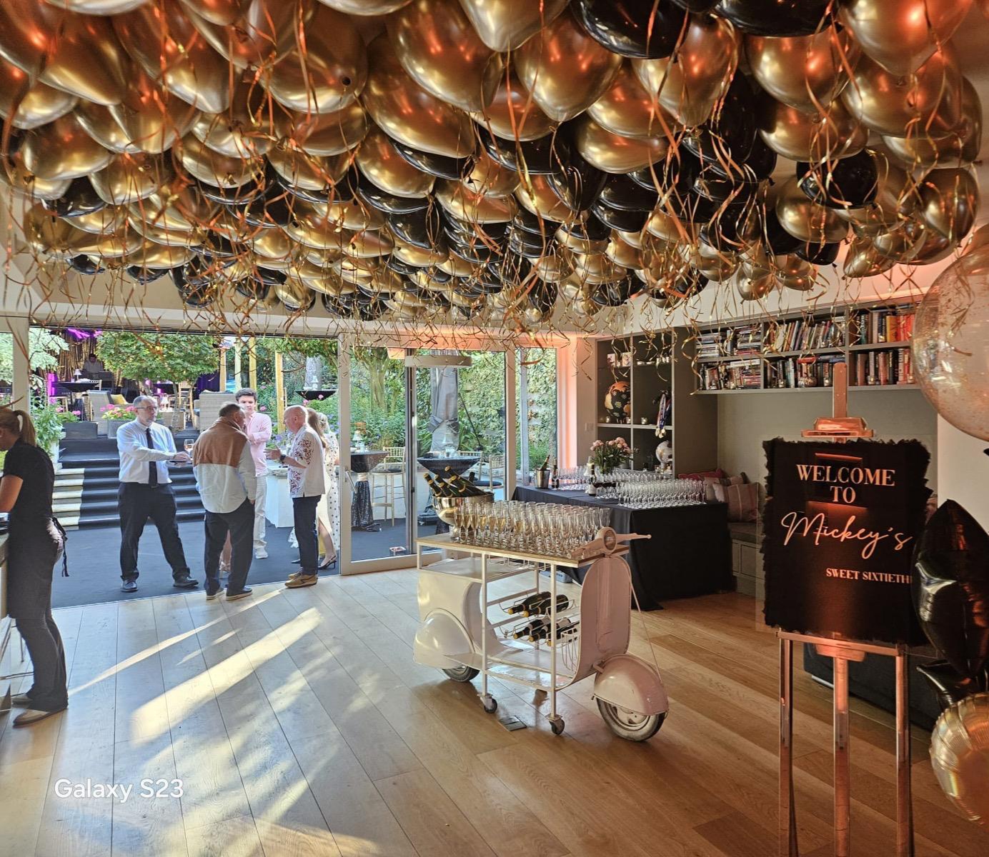 latex ceiling balloons