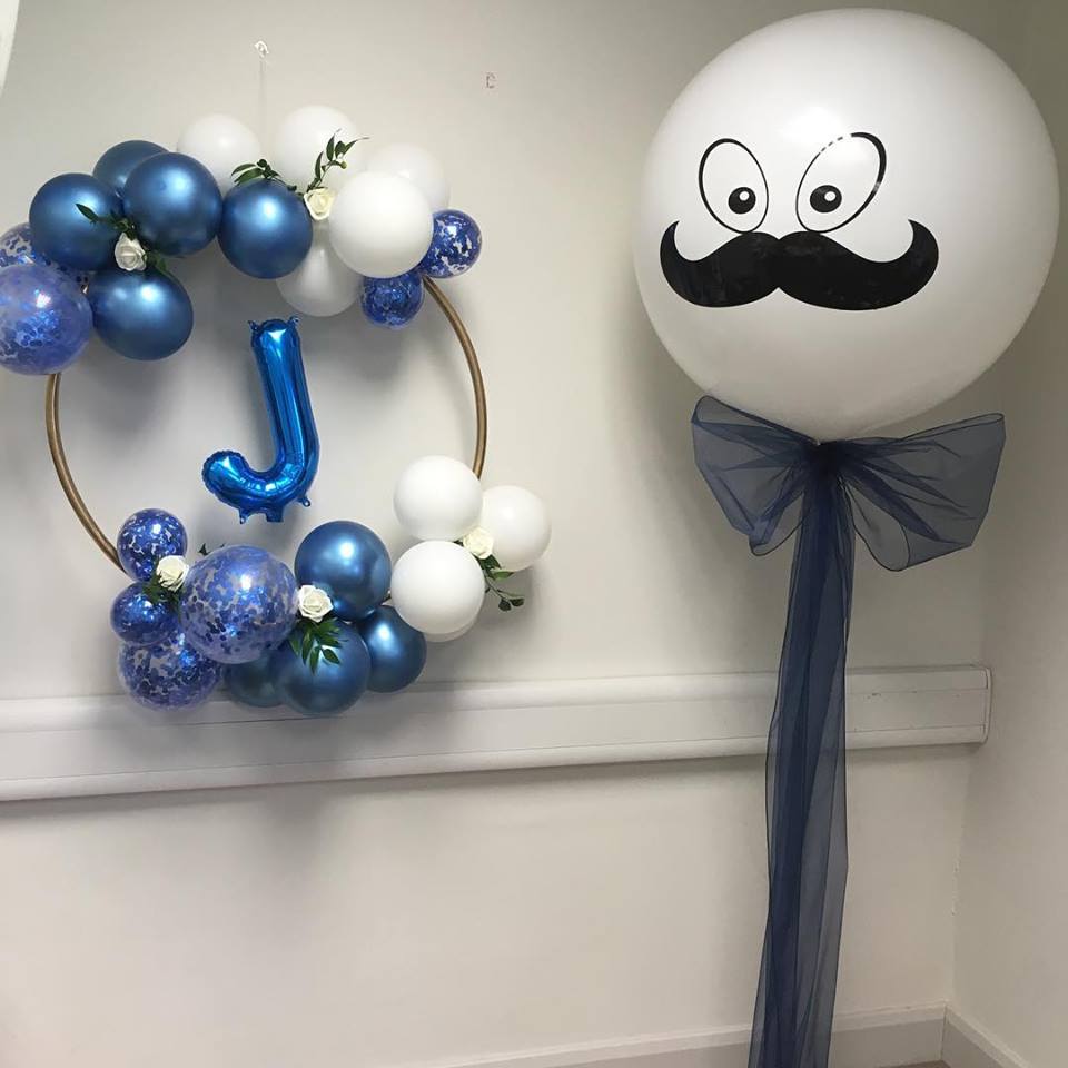 white 3ft balloon with black face