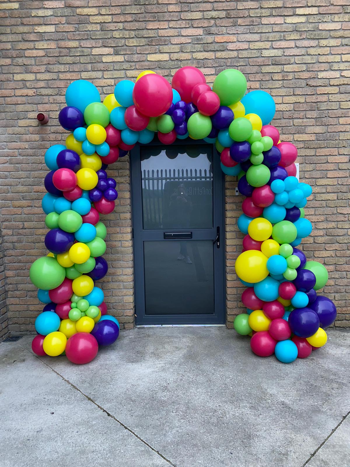 full balloon arch tropical colours - Confetti Balloons