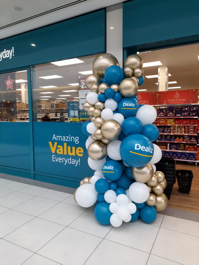 branded balloons clusters