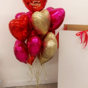 12 x Valentine Heart Balloons
